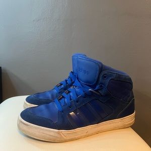 Adidas 👟 Shoes 💙